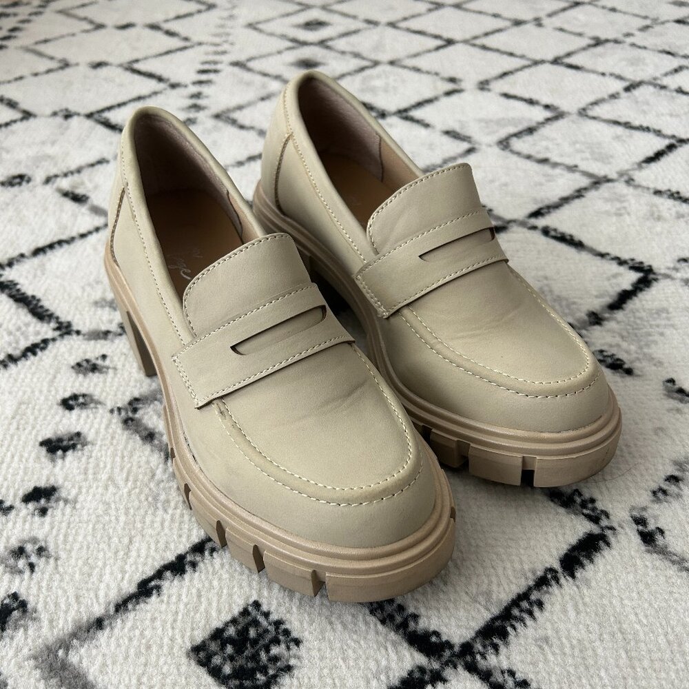 Crown Vintage Penny Loafer